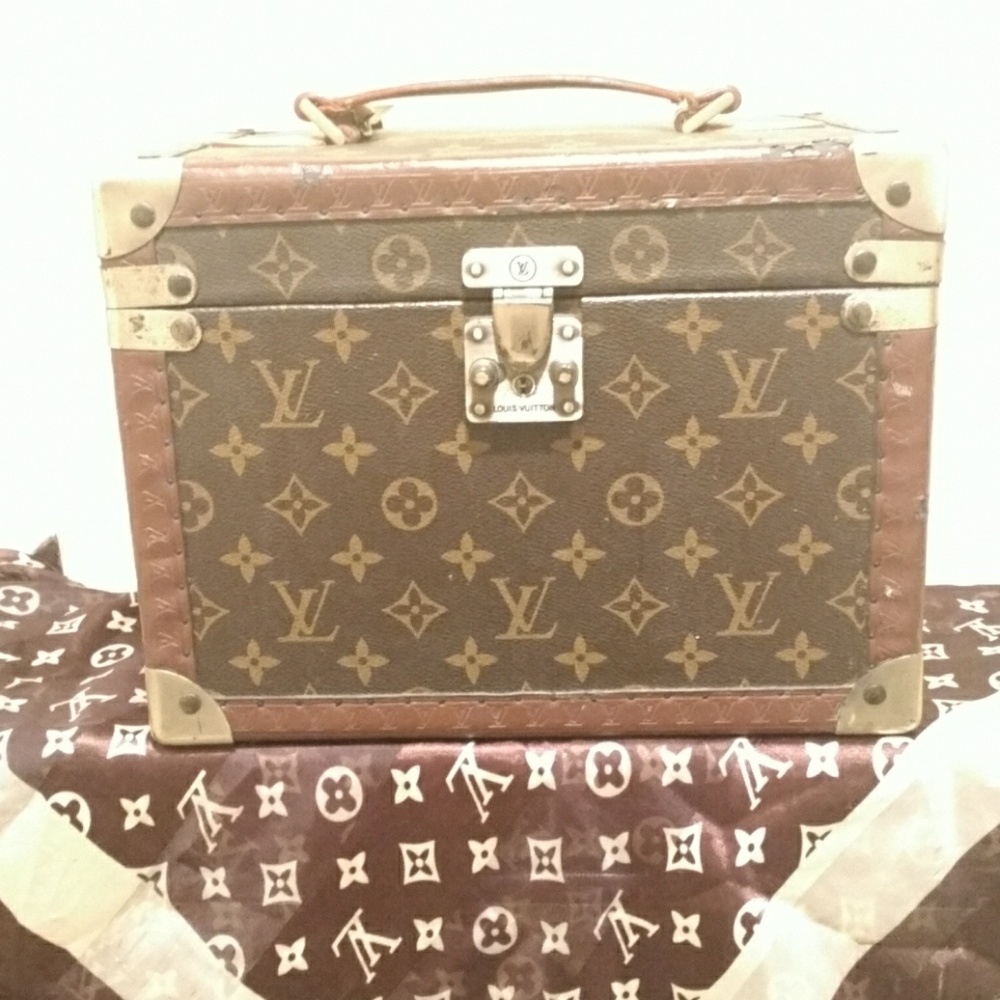 Vintage Louis Vuitton  Make-Up Case